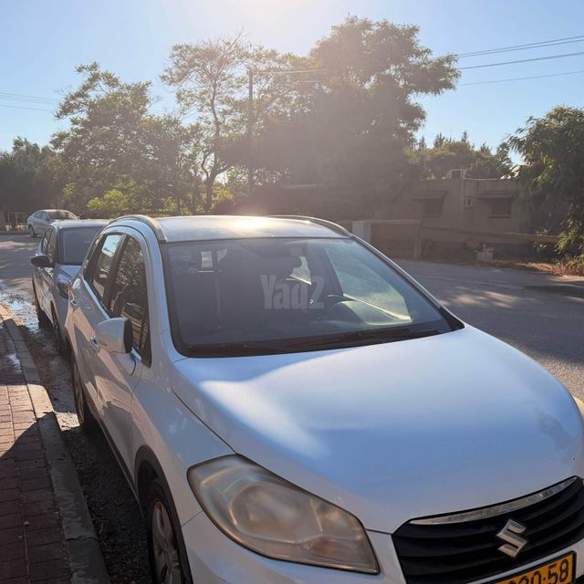 מודעת רכב סוזוקי קרוסאובר