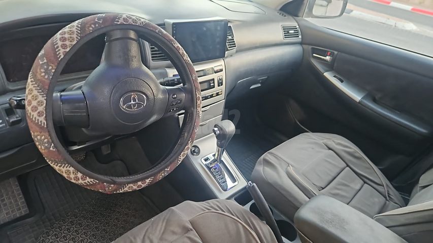 מודעת רכב טויוטה קורולה