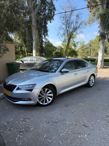 מודעת רכב סקודה סופרב