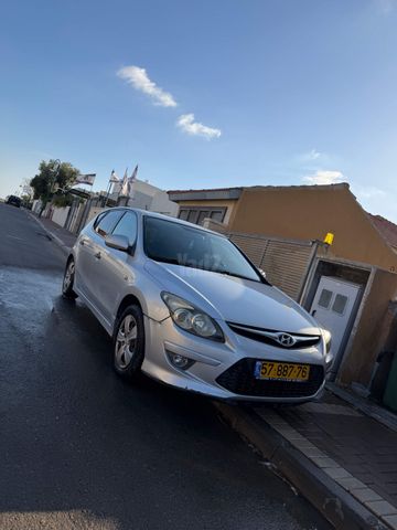 מודעת רכב יונדאי i30