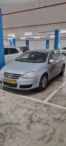 מודעת רכב פולקסווגן ג'טה 