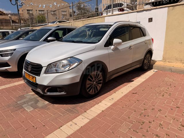 מודעת רכב סוזוקי קרוסאובר