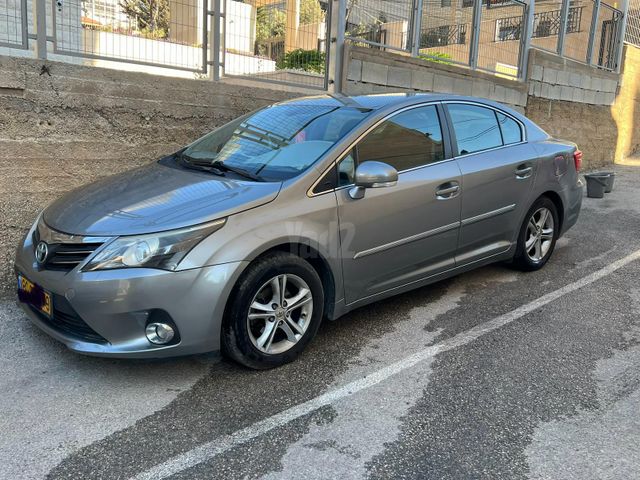 מודעת רכב טויוטה אוונסיס