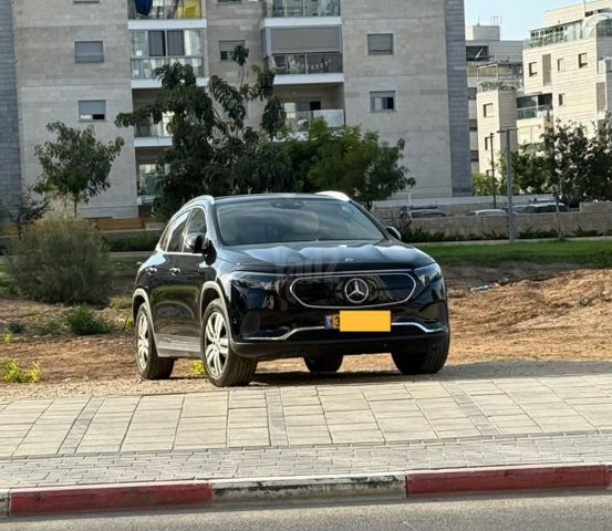 מודעת רכב מרצדס-בנץ EQA