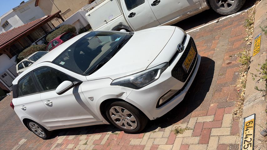 מודעת רכב יונדאי i20