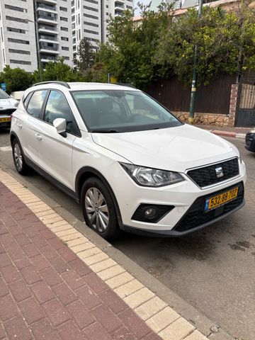 מודעת רכב סיאט ארונה