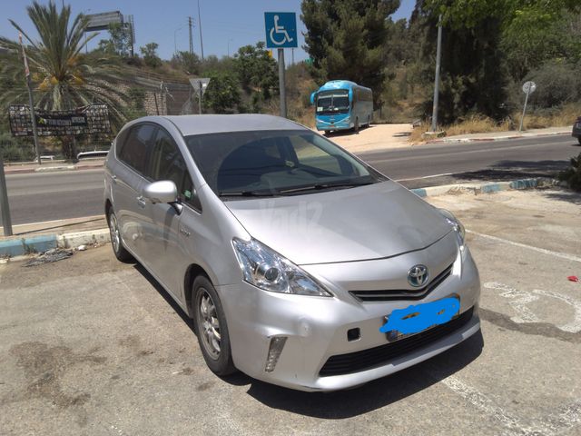 מודעת רכב טויוטה פריוס פלוס