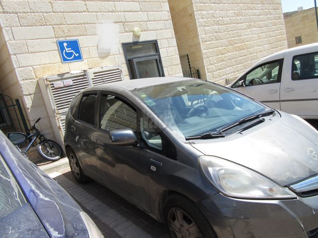 מודעת רכב הונדה ג'אז