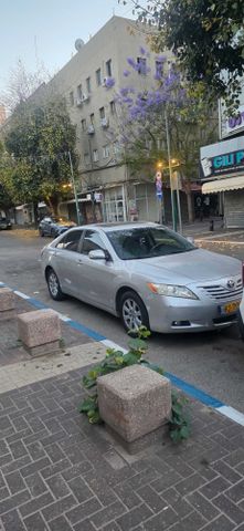 מודעת רכב טויוטה קאמרי