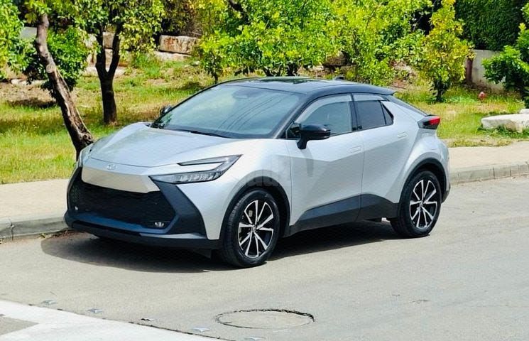 מודעת רכב טויוטה C-HR