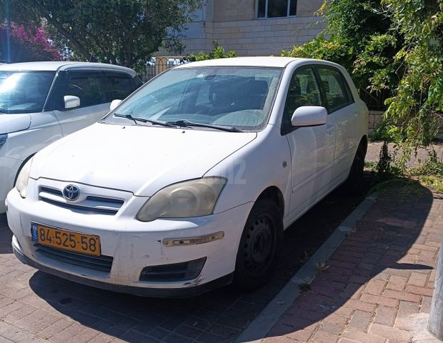 מודעת רכב טויוטה קורולה
