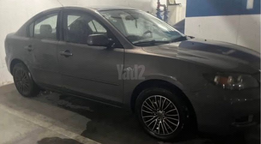 מודעת רכב מאזדה 3