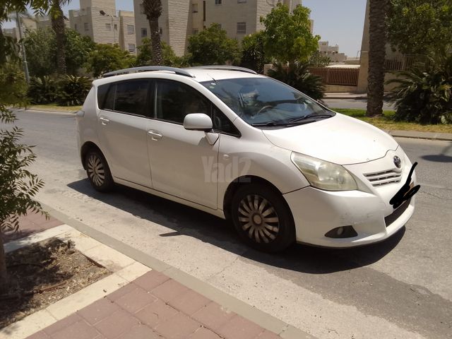 מודעת רכב טויוטה ורסו