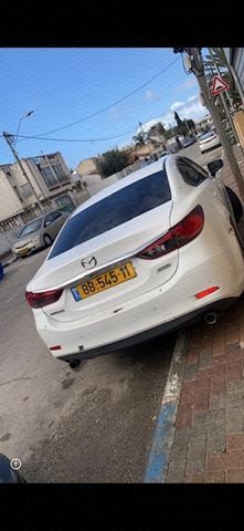 מודעת רכב מאזדה 6
