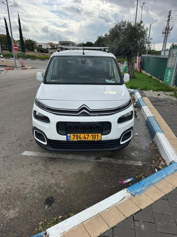 מודעת רכב סיטרואן ברלינגו