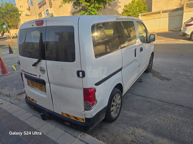 מודעת רכב ניסאן NV200