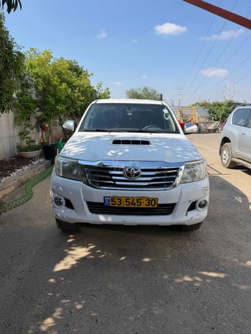 מודעת רכב טויוטה היילקס