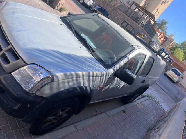 מודעת רכב איסוזו די-מקס