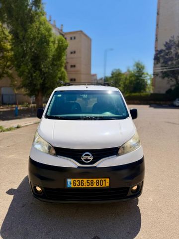 מודעת רכב ניסאן NV200
