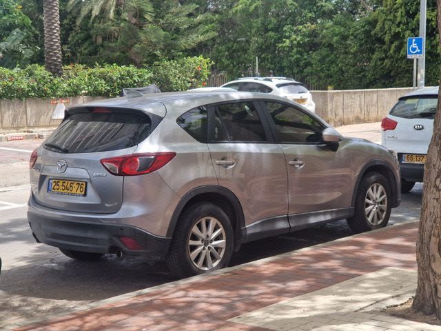 מודעת רכב מאזדה CX-5
