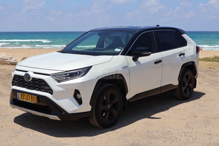 מודעת רכב טויוטה RAV4