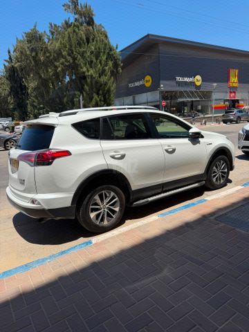 מודעת רכב טויוטה RAV4