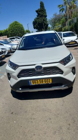 מודעת רכב טויוטה RAV4