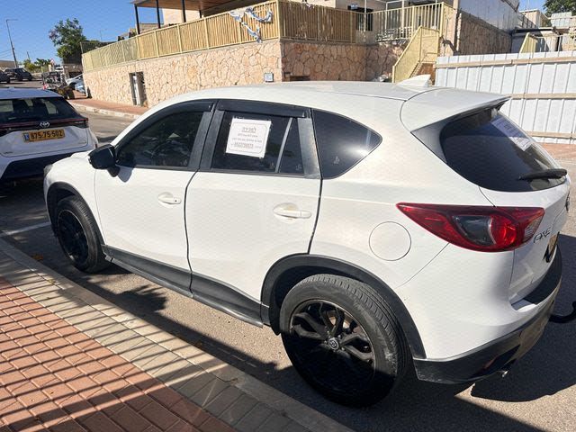 מודעת רכב מאזדה CX-5