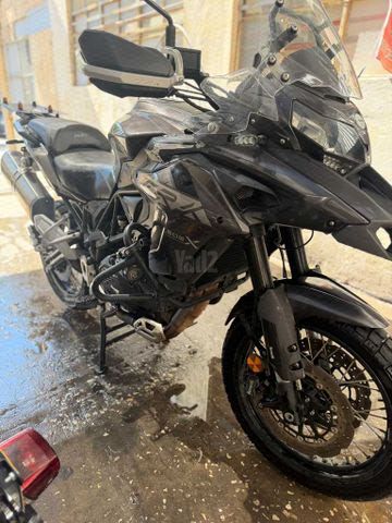 מודעת רכב בנלי TRK502X