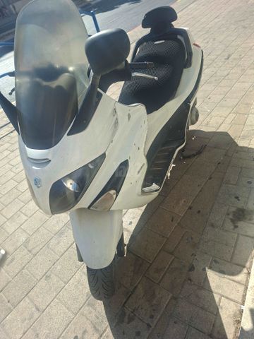 מודעת רכב פיאג'ו X-Evo 250