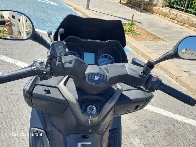 מודעת רכב קימקו איקס-טאון 300I