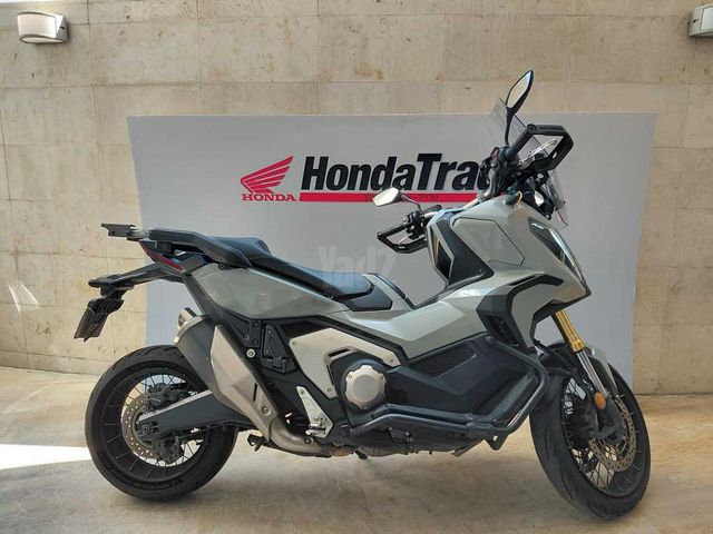 מודעת רכב הונדה X-ADV750