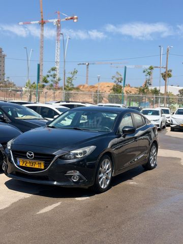 מודעת רכב מאזדה 3