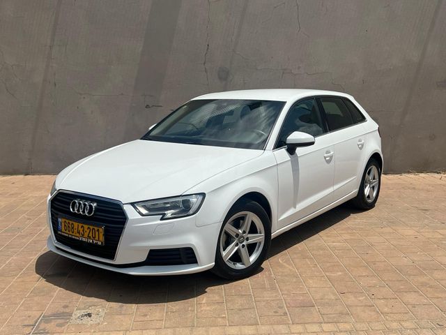 מודעת רכב אאודי A3