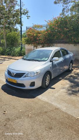מודעת רכב טויוטה קורולה