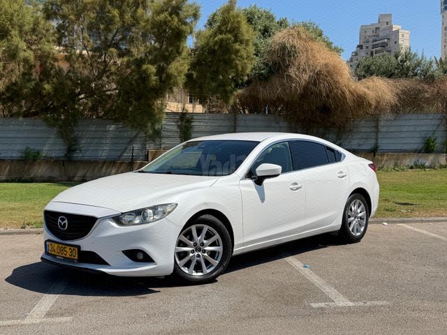 מודעת רכב מאזדה 6