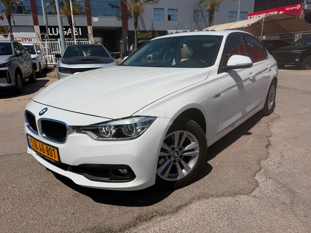 מודעת רכב ב מ וו סדרה 3