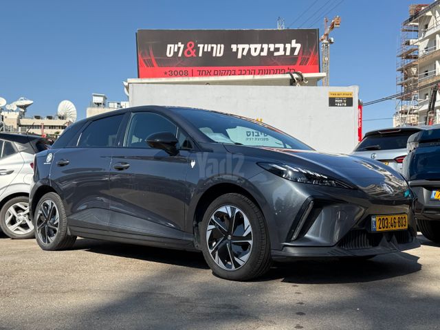 מודעת רכב אם ג'י MG4 2