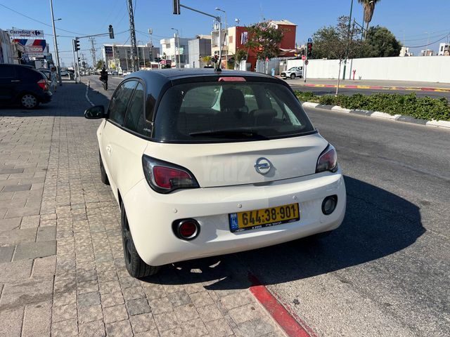 מודעת רכב אופל אדם 3