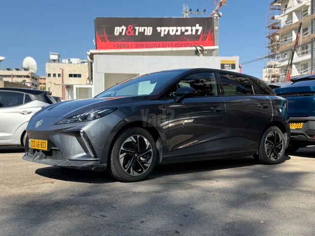 מודעת רכב אם ג'י MG4 1