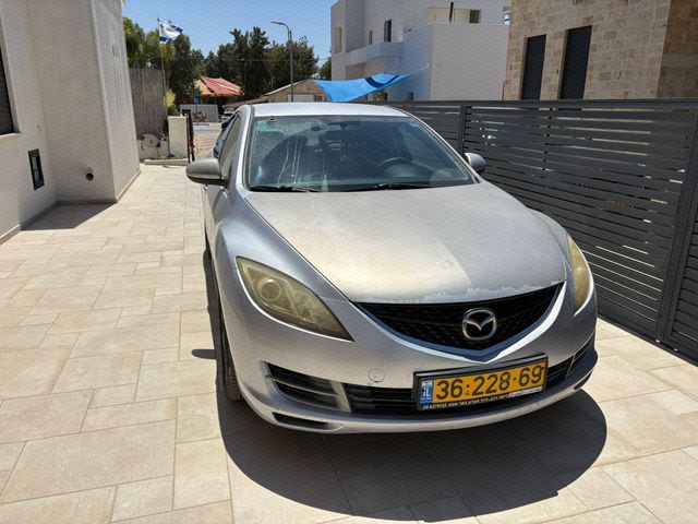 מודעת רכב מאזדה 6