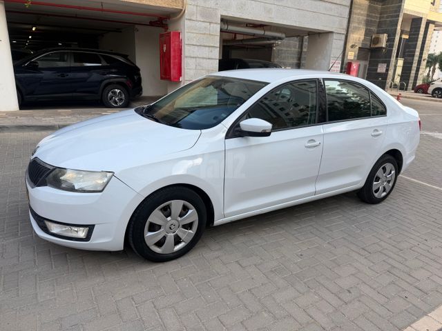 מודעת רכב סקודה ראפיד