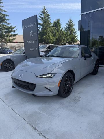 מודעת רכב מאזדה MX-5