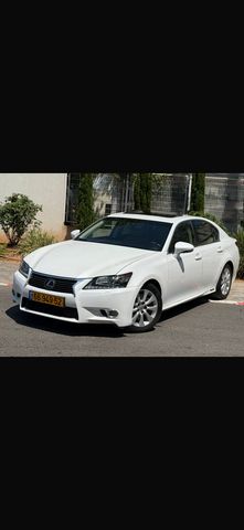 מודעת רכב לקסוס GS