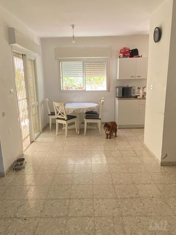דירת גן למכירה בירושלים — 2