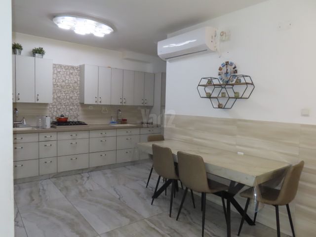 קצות החושן 13