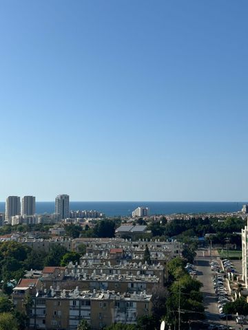 קיבוץ גלויות 5