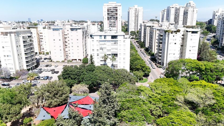 המקובלים 5
