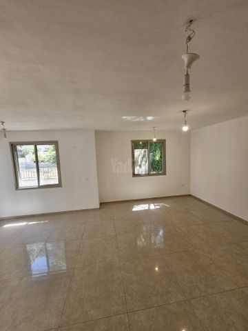 מודעת נכס, הדקלים, מרכז פרדס חנה, פרדס חנה כרכור