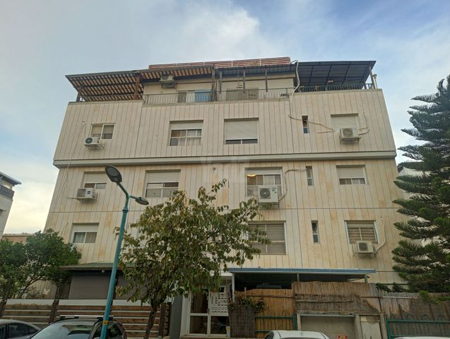 אהרון לובלין 